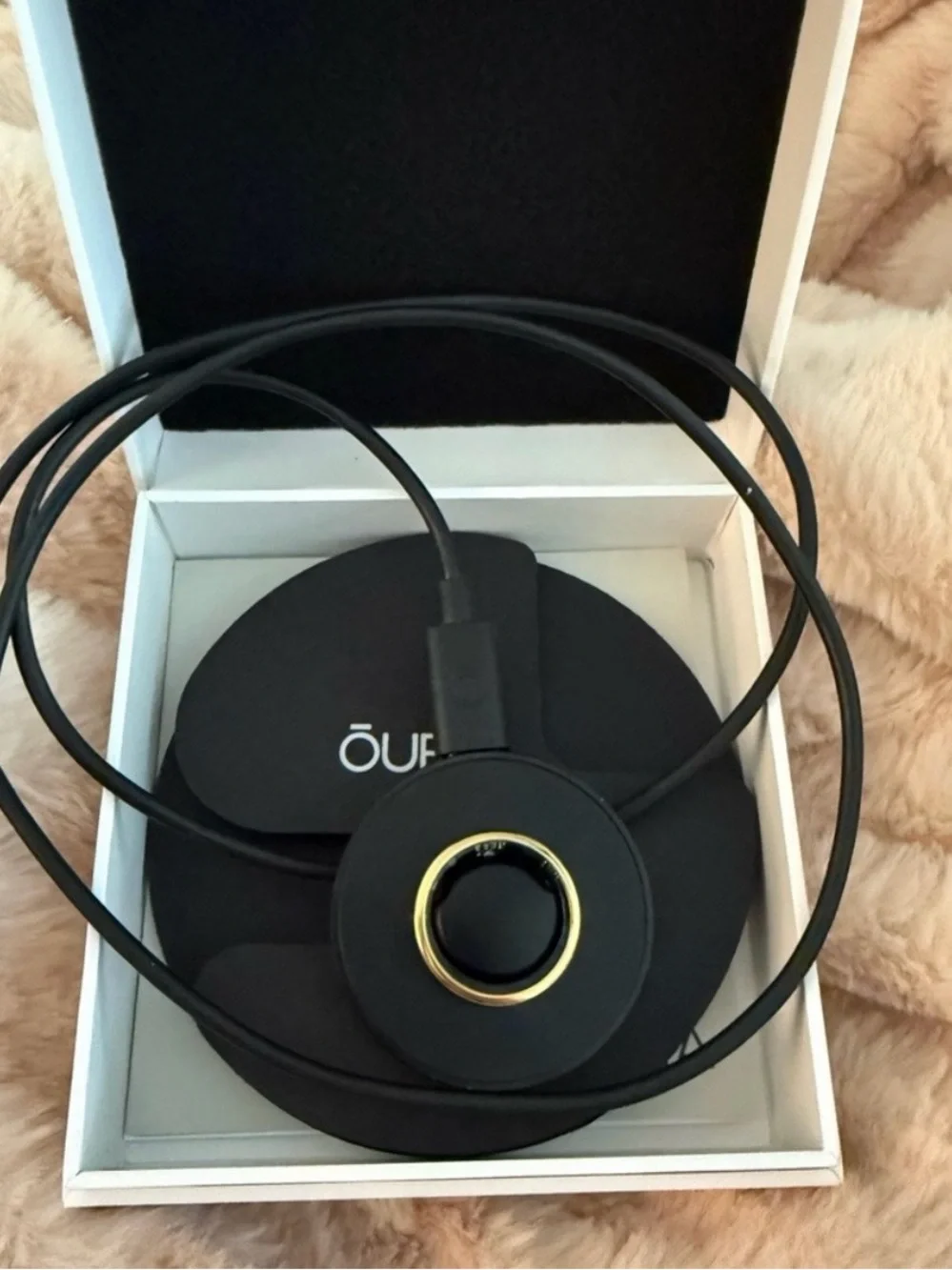 Oura Horizon Ring Gold Size 8